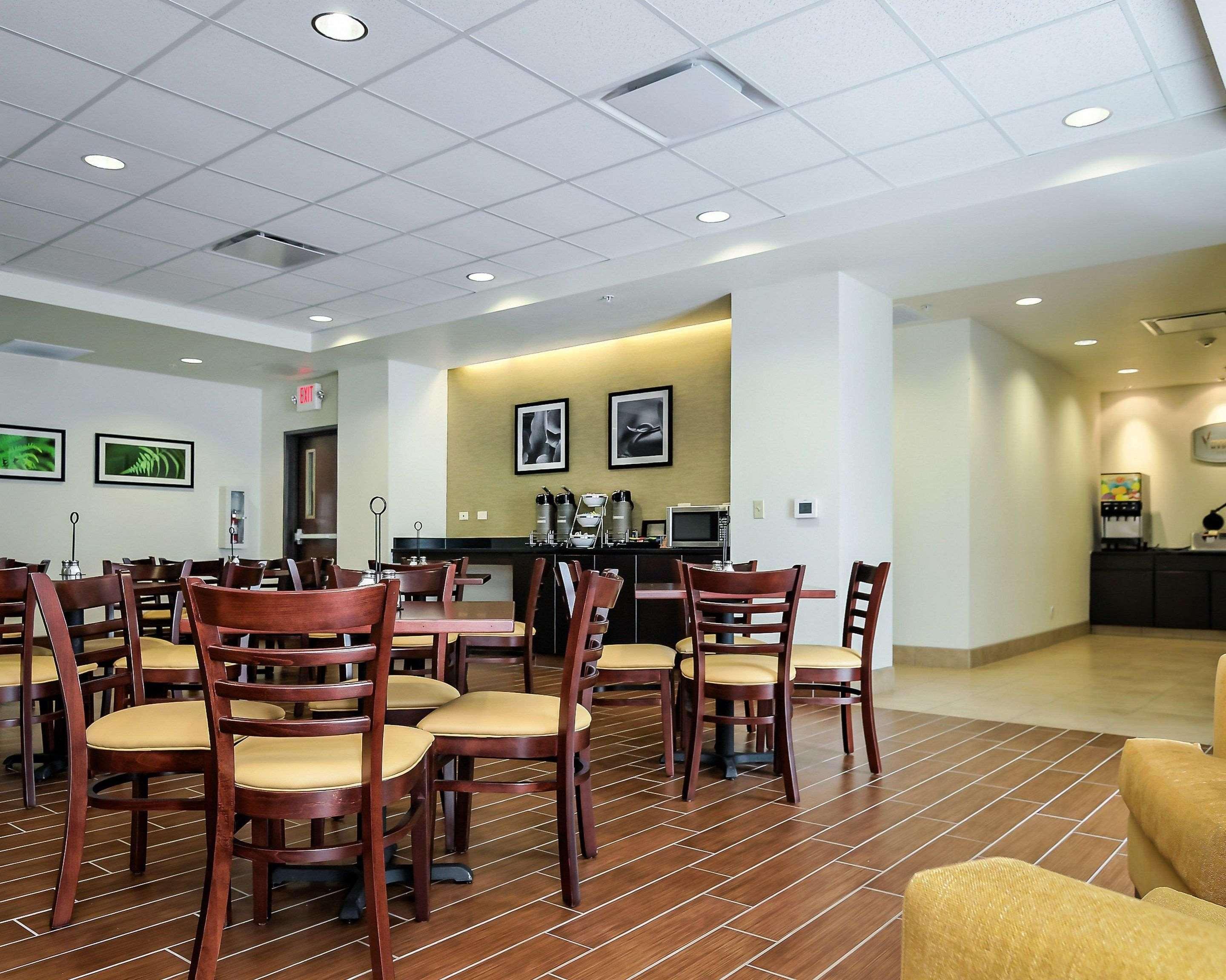 Sleep Inn & Suites - Fort Scott Exterior foto